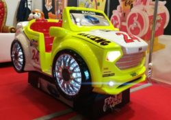 “TUNED CAR” macchiina interatti della COGAN presente in FEE 2018